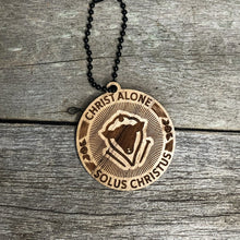 Load image into Gallery viewer, Keyring - Solus Christus Seal - Keychain - The Reformed Sage - #reformed# - #reformed_gifts# - #christian_gifts#
